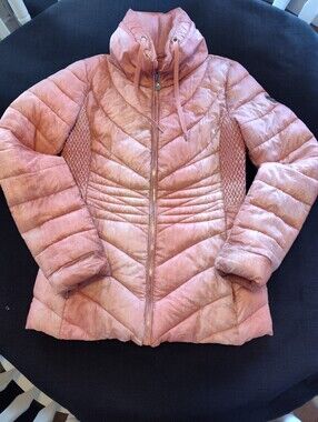 Women's Pink Quilted Puffer Jacket Small Petite Color Peach. Used Good Condition